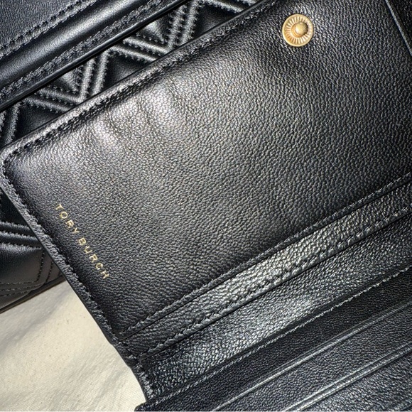 Tory Burch Black Quilted Shoulder Bag & Tory Burch Fleming Slim Wallet - Picture 16 of 16